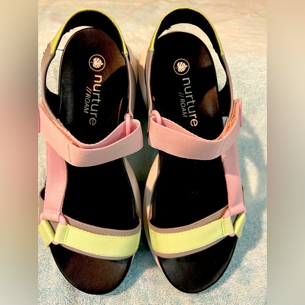 Nurture Roam Multicolor 1-2” Platform / Block Hee… - image 1